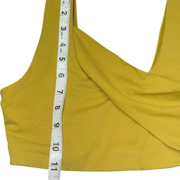 Lululemon Sz.6 Nulu Cross-Front Yoga Bra *Light Support, B/C Cups Auric Gold - Picture 6 of 8